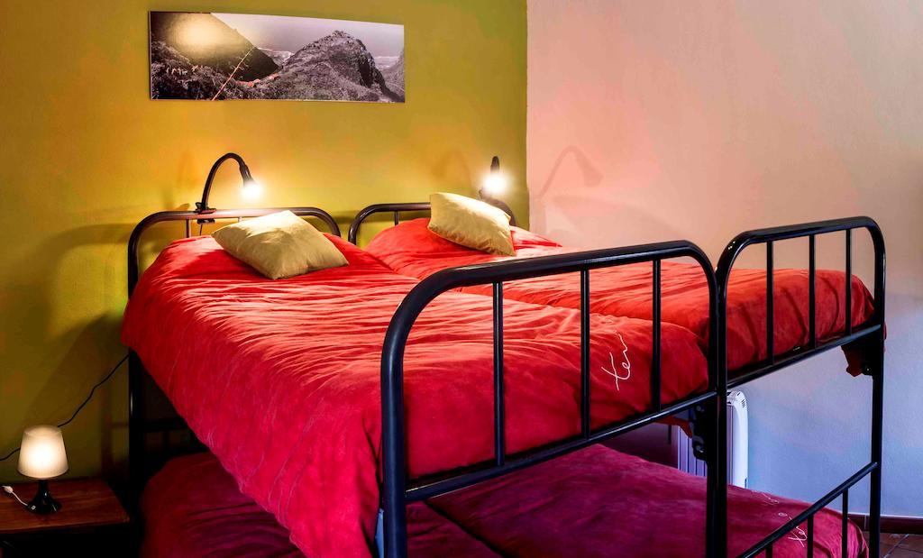 Albergue De Bolico Masca Szoba fotó